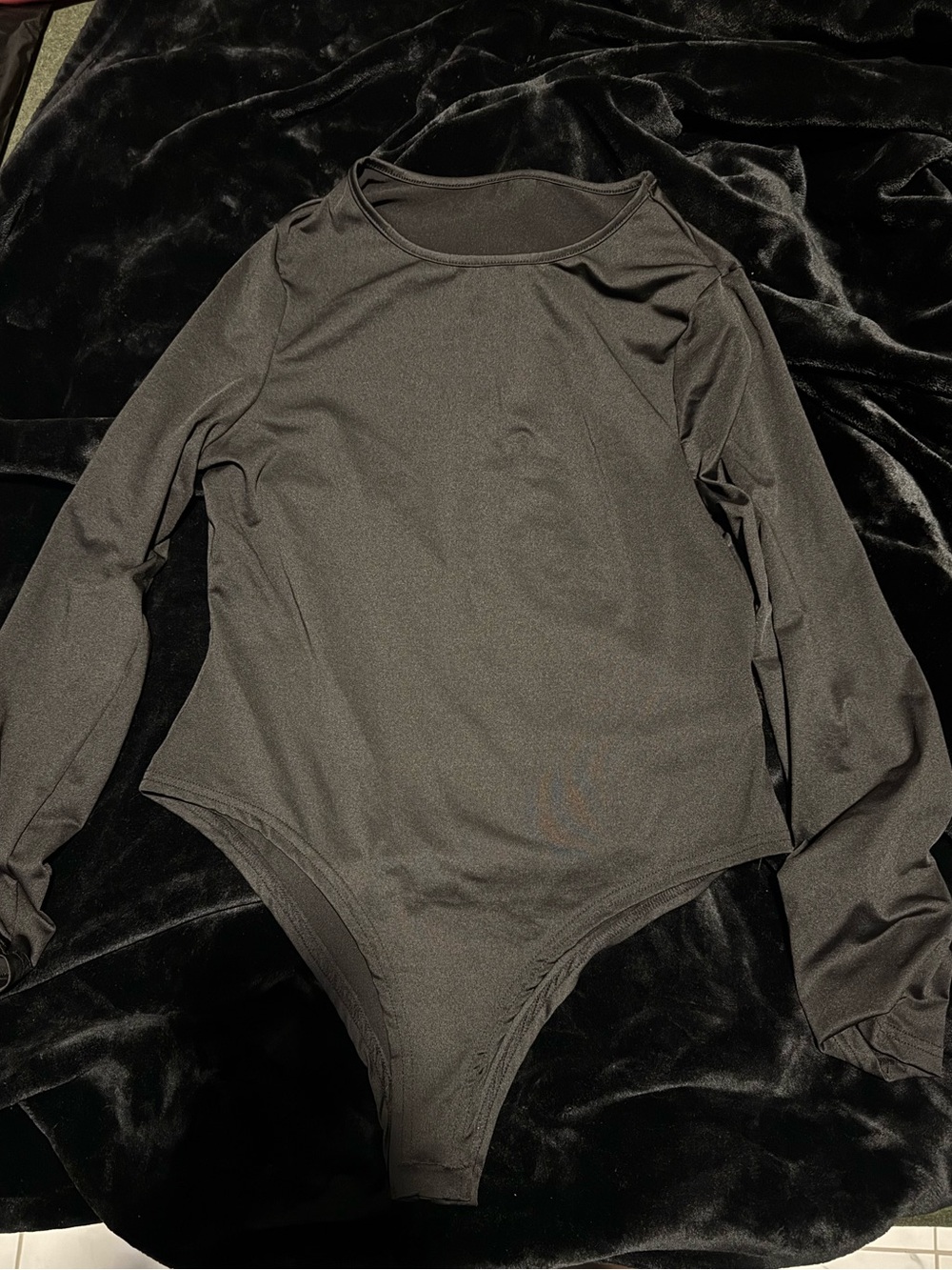 SHEIN Black Long Sleeve Scoop Neck Bodysuit